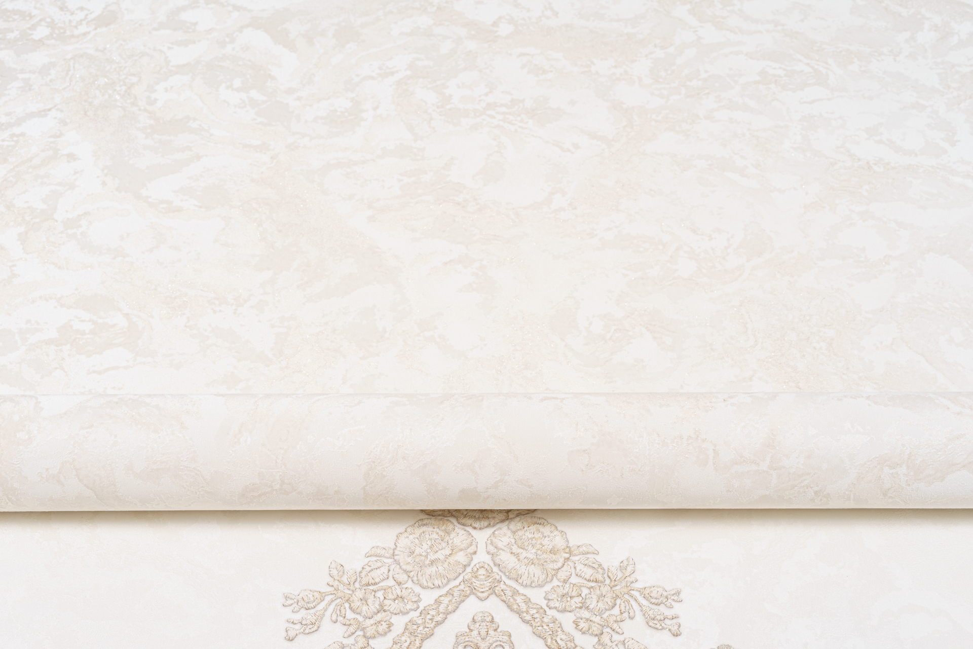 Обои флизелиновые Артекс Франсуаза-уни 10764-02 бежевые 1.06x10м