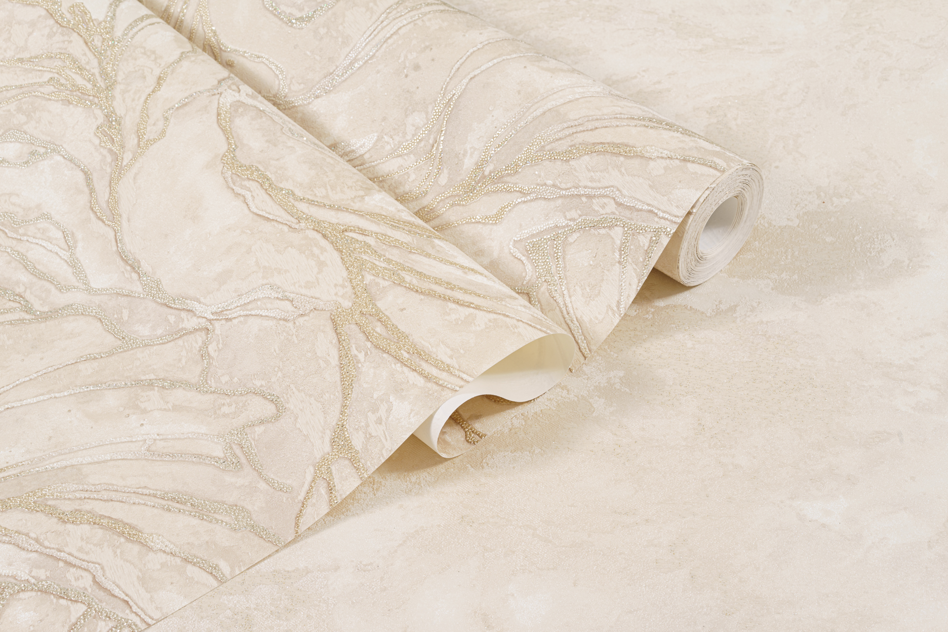 Обои флизелиновые Артекс Шелест 10839-02 бежевые 1.06x10м